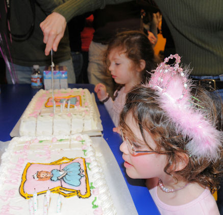 birthday57.jpg.... Ella-Rose Turns 4